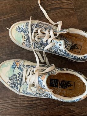 Vans Van Gogh design Canvas Sneakers in Blue, Cream & Tan Wave Print